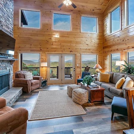 Gritz Carlton, Private Pool, Theater Rm, 1089 Of Free Tickets Each Paid Day, Dollywood And More Sevierville Exterior photo