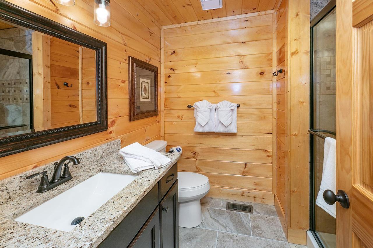 Gritz Carlton, Private Pool, Theater Rm, 1089 Of Free Tickets Each Paid Day, Dollywood And More Sevierville Exterior photo