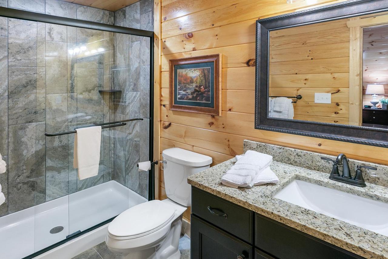 Gritz Carlton, Private Pool, Theater Rm, 1089 Of Free Tickets Each Paid Day, Dollywood And More Sevierville Exterior photo
